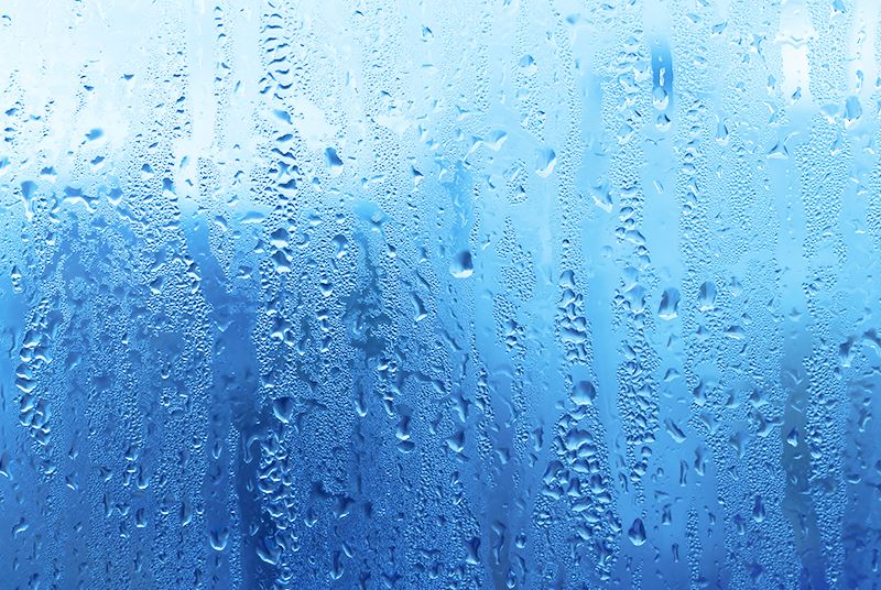 相对湿度对水性丙烯酸漆的干燥性有哪些方面的影响？